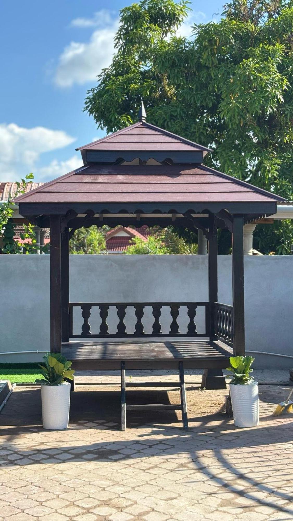 D'Bali Homestay - Private Swimming Pool, Netflix, Internet Wifi ,Cuckoo, Internet Wifi , Dryer, Washing Machine, Aircond Setiap Bilik & Ruang Tamu Pasir Puteh Zewnętrze zdjęcie